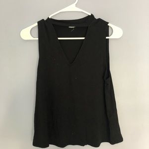 garage black choker top